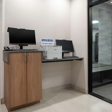 Fairfield Inn & Suites By Marriott Corinth South Denton Area Buitenkant foto