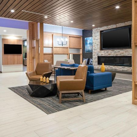Fairfield Inn & Suites By Marriott Corinth South Denton Area Buitenkant foto