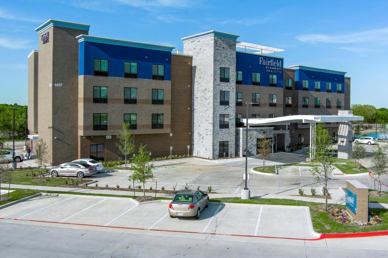 Fairfield Inn & Suites By Marriott Corinth South Denton Area Buitenkant foto