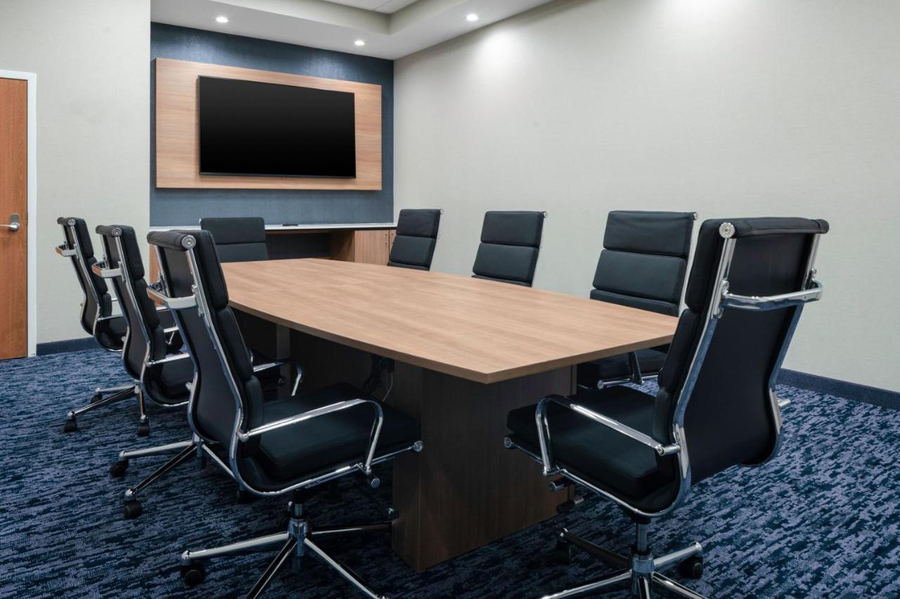 Fairfield Inn & Suites By Marriott Corinth South Denton Area Buitenkant foto
