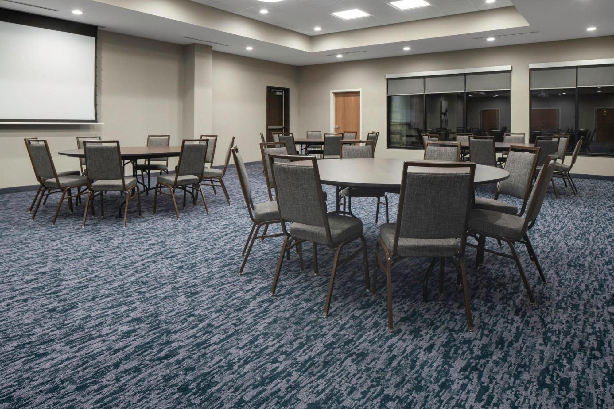 Fairfield Inn & Suites By Marriott Corinth South Denton Area Buitenkant foto